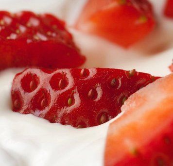 Strawberries and Cream (полуниця у вершках) FRA-CS_STAM_10 фото