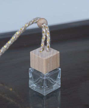 Пляшечка авто-ароматизатора (дерев'яна кришка) JAR-DIF_KUTO_8 фото